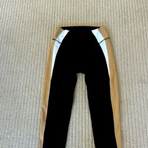 KWxCleo Harper special edition leggings